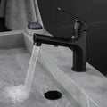 Extendable One-Hand Bath Water Faucet