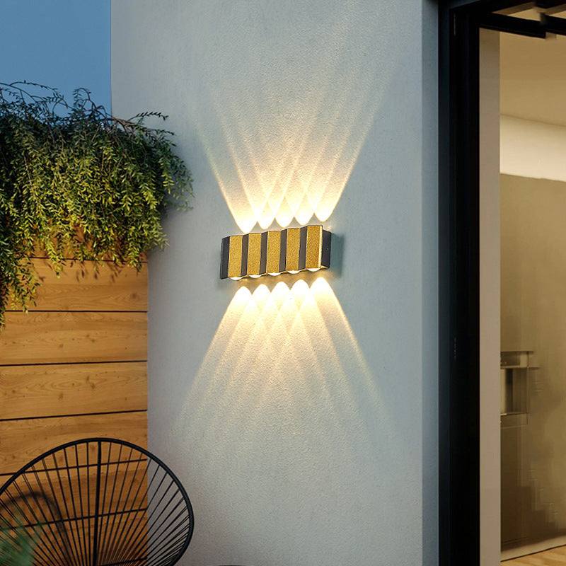 Modern Light Luxury Golden Aluminium Outdoor Waterproof Terrace LED Wall Light Lamp