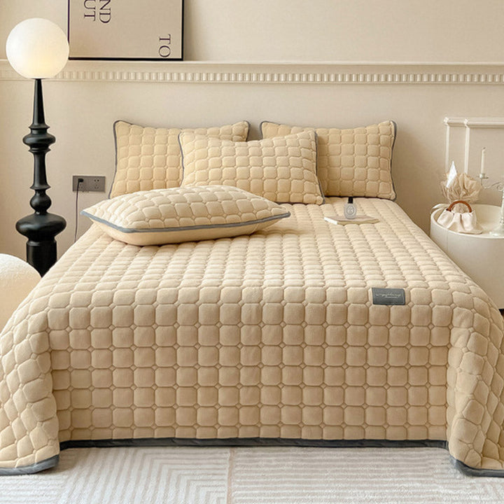 Modern Soft Throw Blanket with Square Texture – Stylish Fluffy Bed &amp; Sofa Cover
