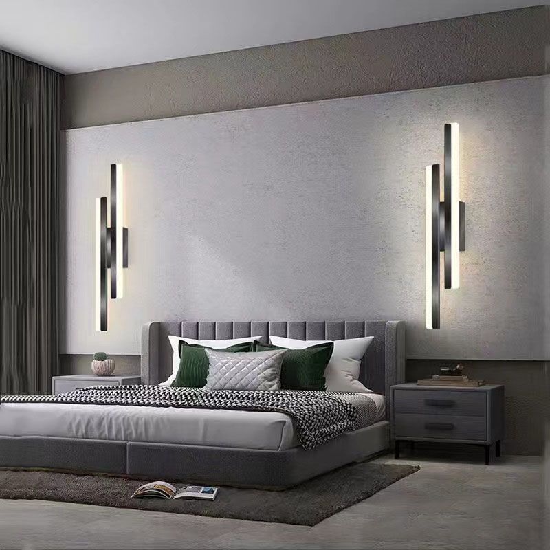 Alana Modern LED Wall Light - Elegant Black/Gold Wall Lighting for Living Room and Bedroom