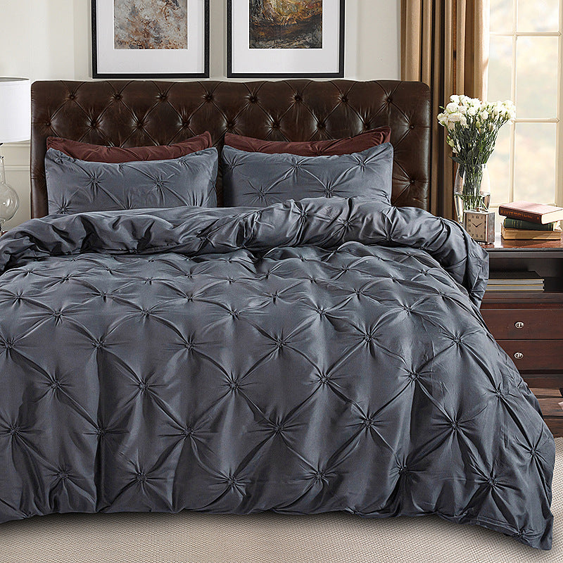 丨 Embroidered Craft Three-piece Bedding Set (Pillowcase &amp; Quilt Cover)