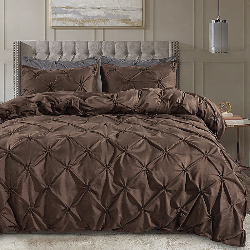 丨 Embroidered Craft Three-piece Bedding Set (Pillowcase &amp; Quilt Cover)