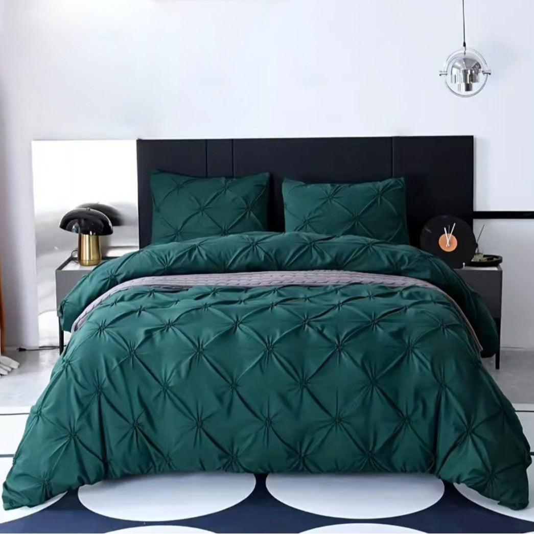 丨 Embroidered Craft Three-piece Bedding Set (Pillowcase &amp; Quilt Cover)