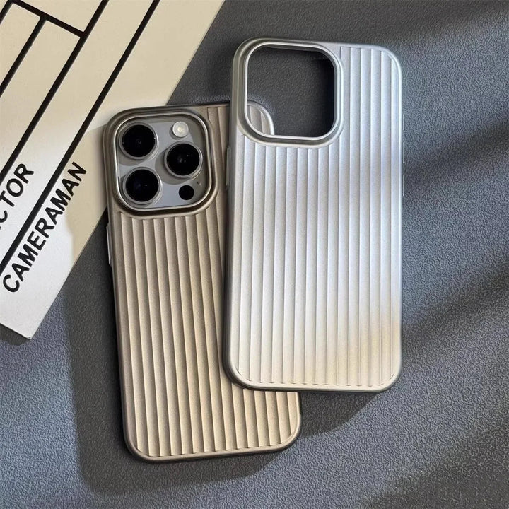 NoviroaShield | Ultra-thin shockproof phone case with drop protection |