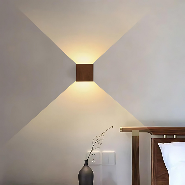NordiLume | Scandinavian square wooden wall lamp