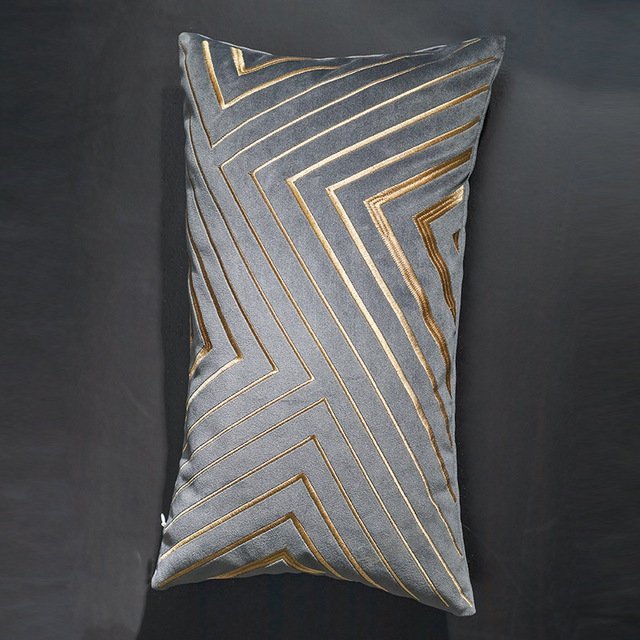 Luxurious geometric cushions - Elegance for the living room and the bedroom