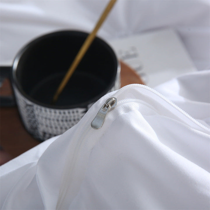 丨 Embroidered Craft Three-piece Bedding Set (Pillowcase &amp; Quilt Cover)