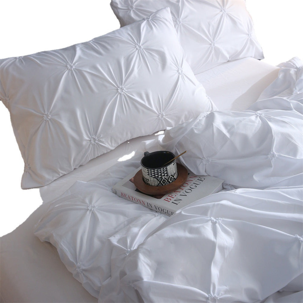 丨 Embroidered Craft Three-piece Bedding Set (Pillowcase &amp; Quilt Cover)
