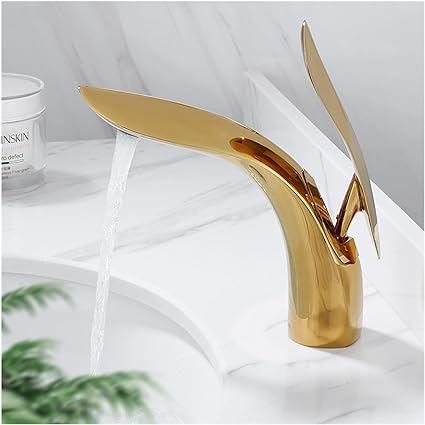 Luxurious modern bathroom faucet