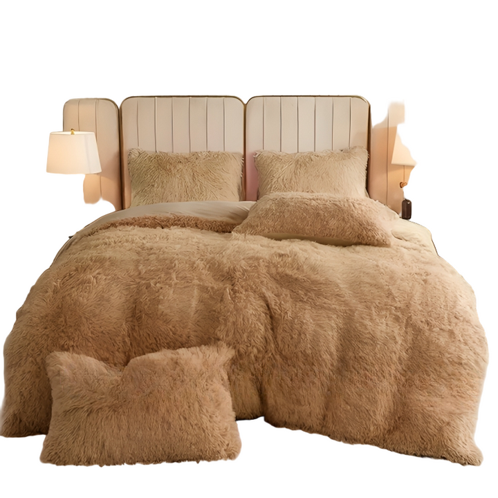 Three-Piece Velvet Bedding Set with Velvet Finish