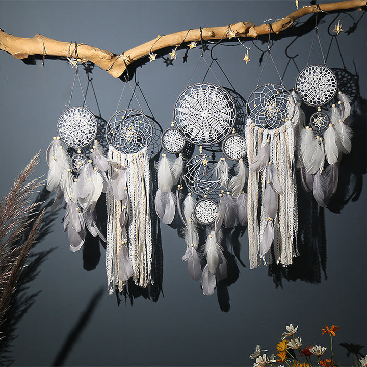 Dream catcher moon and stars hang over the bed (5 pieces)