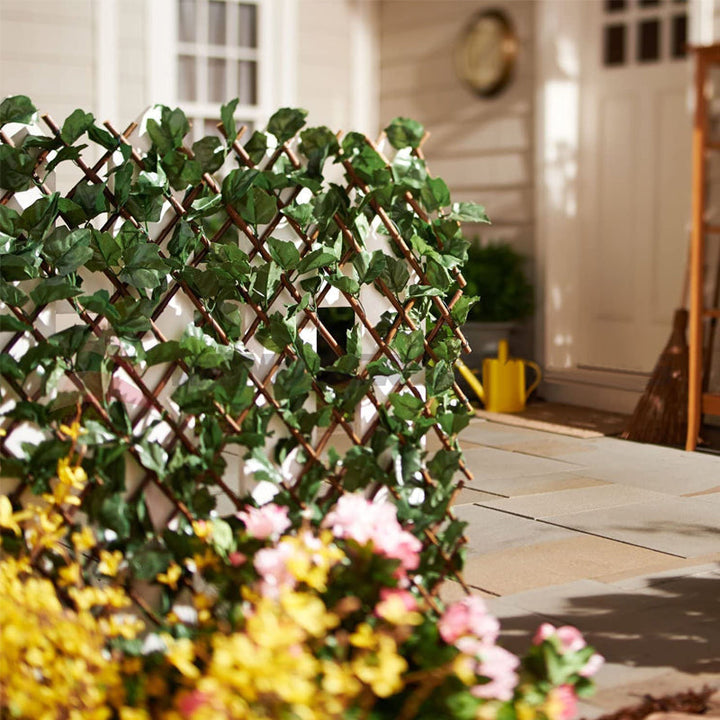 Expandable Faux Twilight Fence