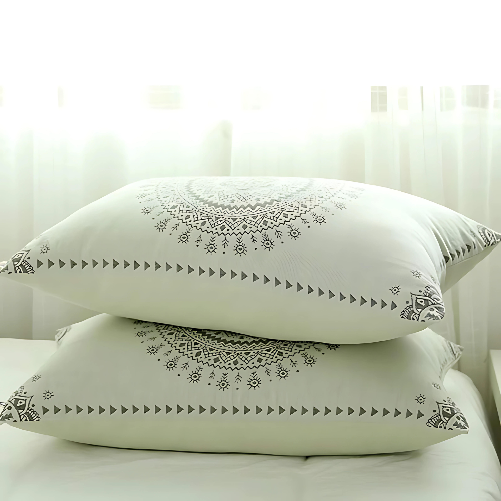 MASI - Soft pillow cover with boho pattern