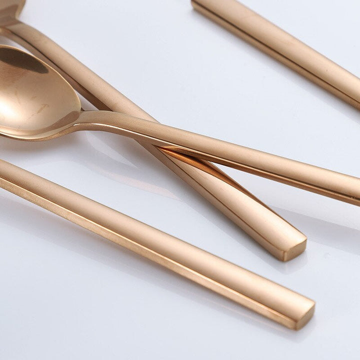 30-piece Arya cutlery sets