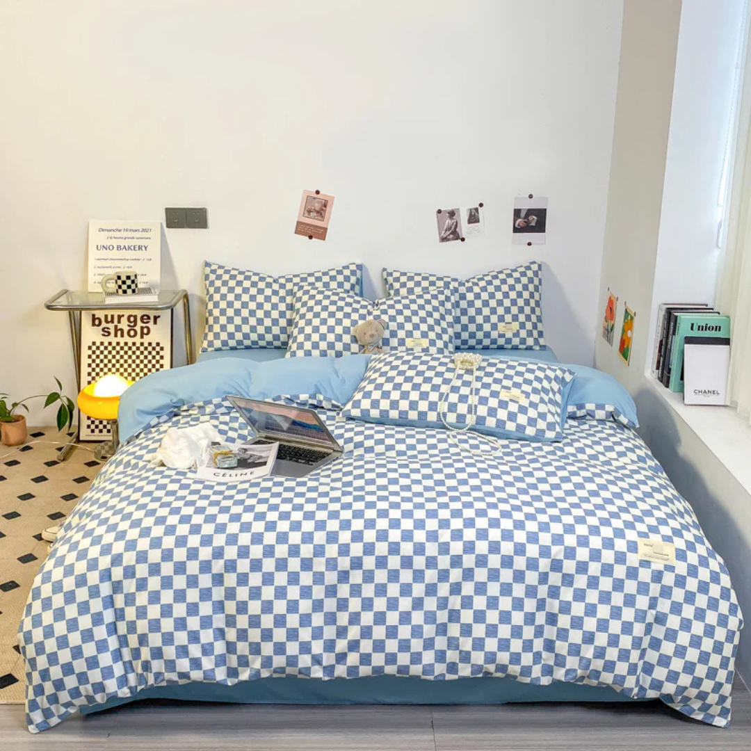 Luxury Duvet Cover with Checkered Pattern