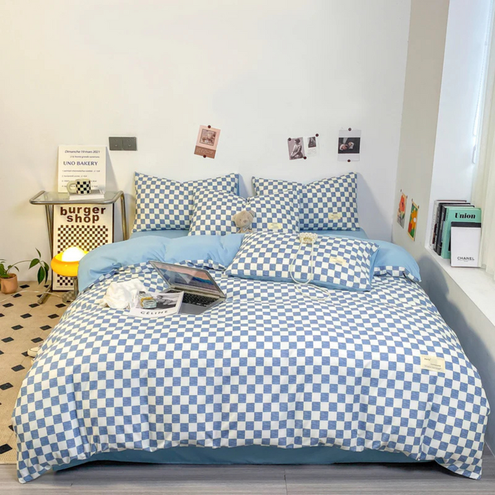 Luxury Duvet Cover with Checkered Pattern