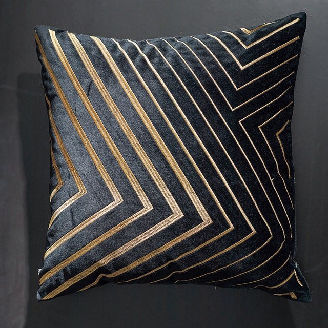 Luxurious geometric cushions - Elegance for the living room and the bedroom