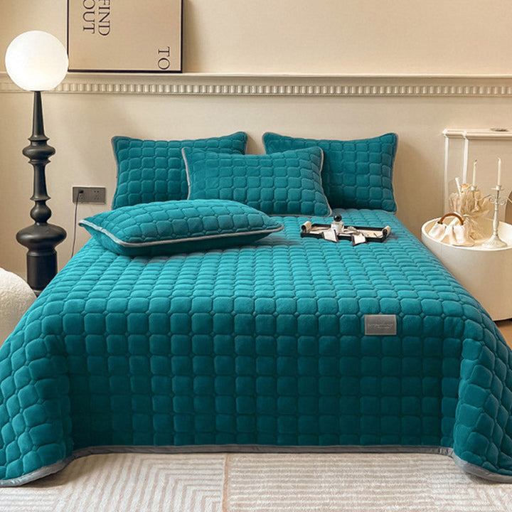 Modern Soft Throw Blanket with Square Texture – Stylish Fluffy Bed &amp; Sofa Cover