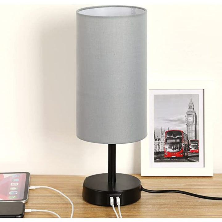 Lamp with USB connection Touch-Control Table Lamp for Bedroom Wood 3-stage dimmable Bedside Lamp with Round Linen Fabric Shade for Living Room, Student Dorm, Home Office