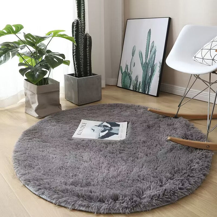 Cozy soft round rug