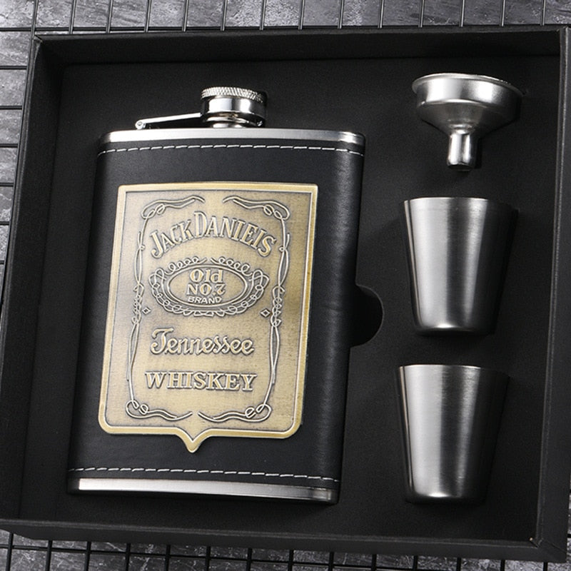 8oz Whisky Bottle made of Stainless Steel Alcohol Funnel Hip Flask Embroidered Golden Silk Fabric Packaging Gift Box Set