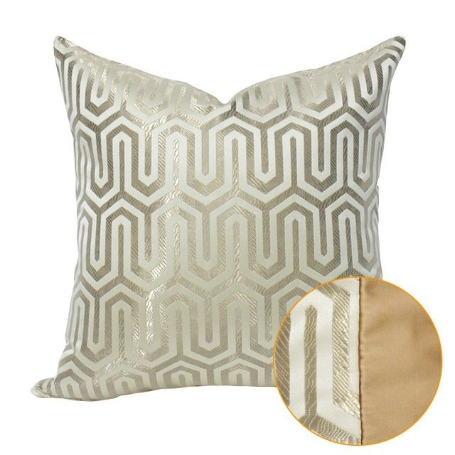 Luxury satin cushions - Great comfort - Guaranteed elegance