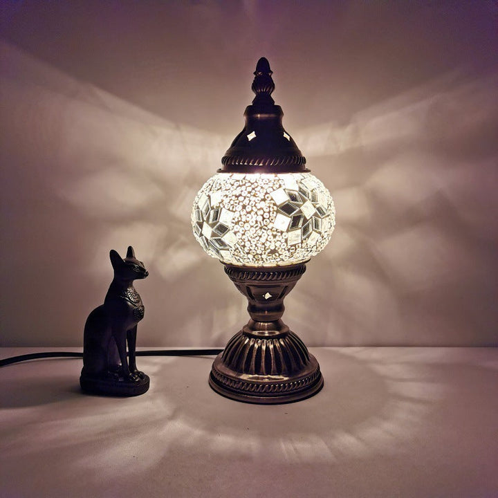 Traditional Tiffany Oval Glass Iron 1-Light Table Lamp for the Living Room