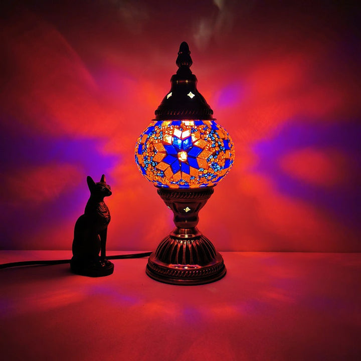 Traditional Tiffany Oval Glass Iron 1-Light Table Lamp for the Living Room
