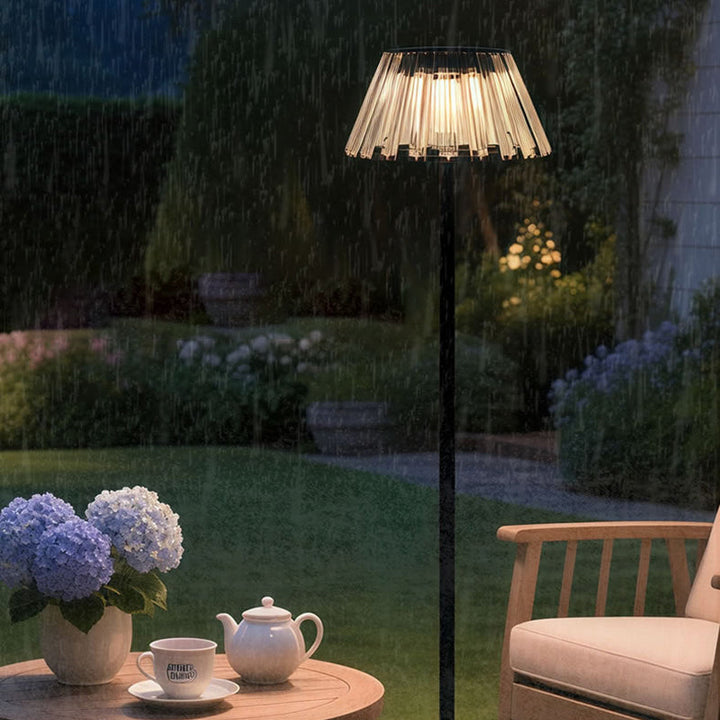 Contemporary Industrial Waterproof Solar USB Iron Glass Outdoor LED Standing Floor Lamp For Garden |