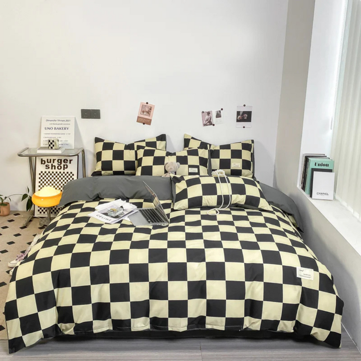 Luxury Duvet Cover with Checkered Pattern