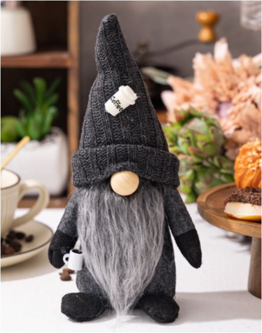 Handmade Gnomes for Festive Atmospheres