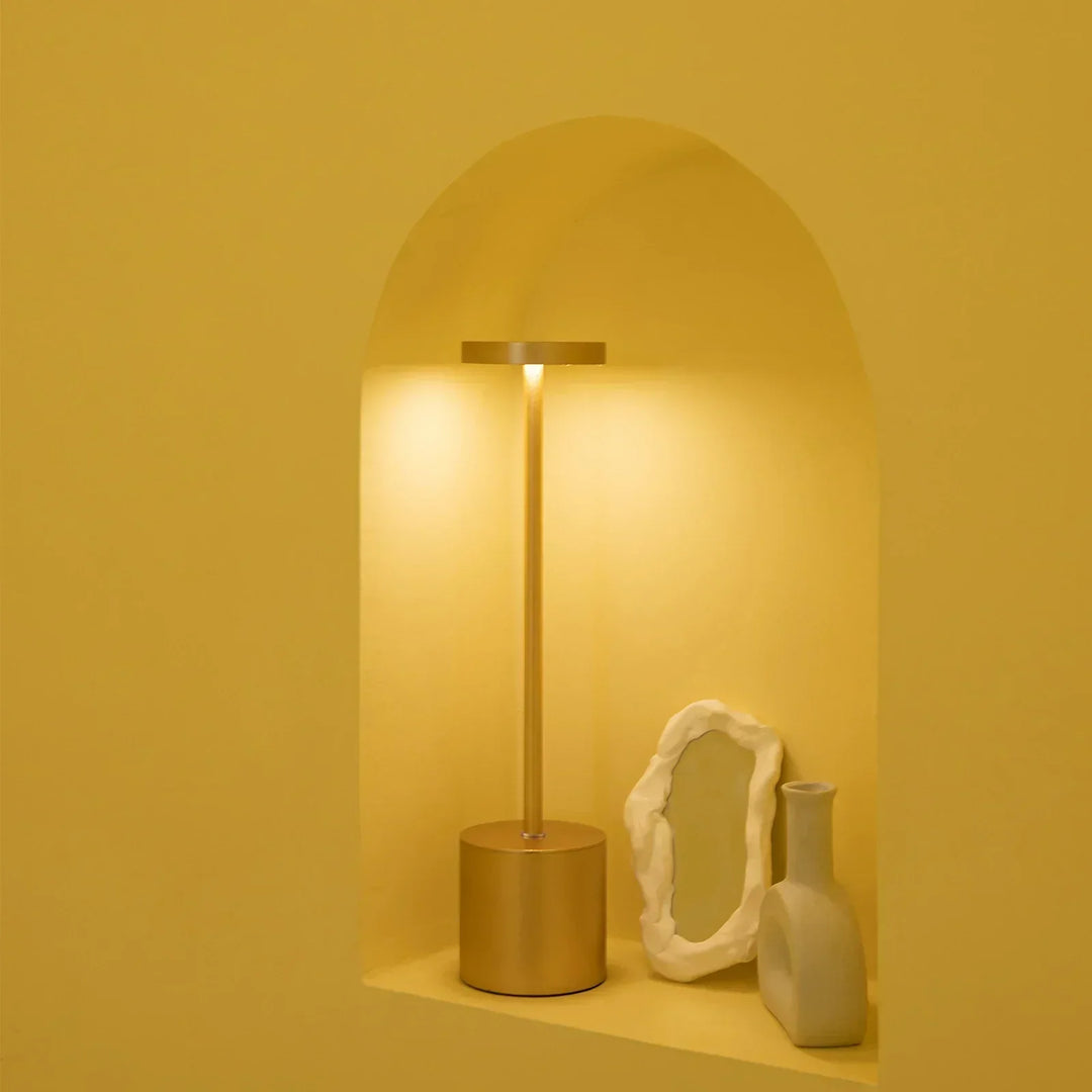 Classic wireless lamp - Touch sensor LED desk lamp with 3 adjustable colour temperatures