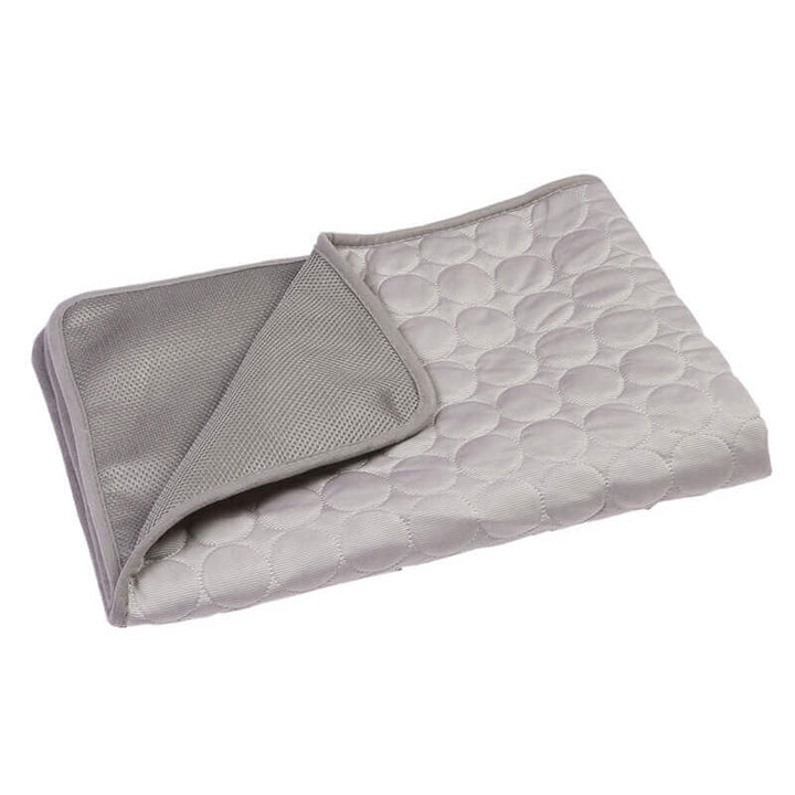 Self-Cooling Mat for Quadrupeds Perfect for Hot Summer