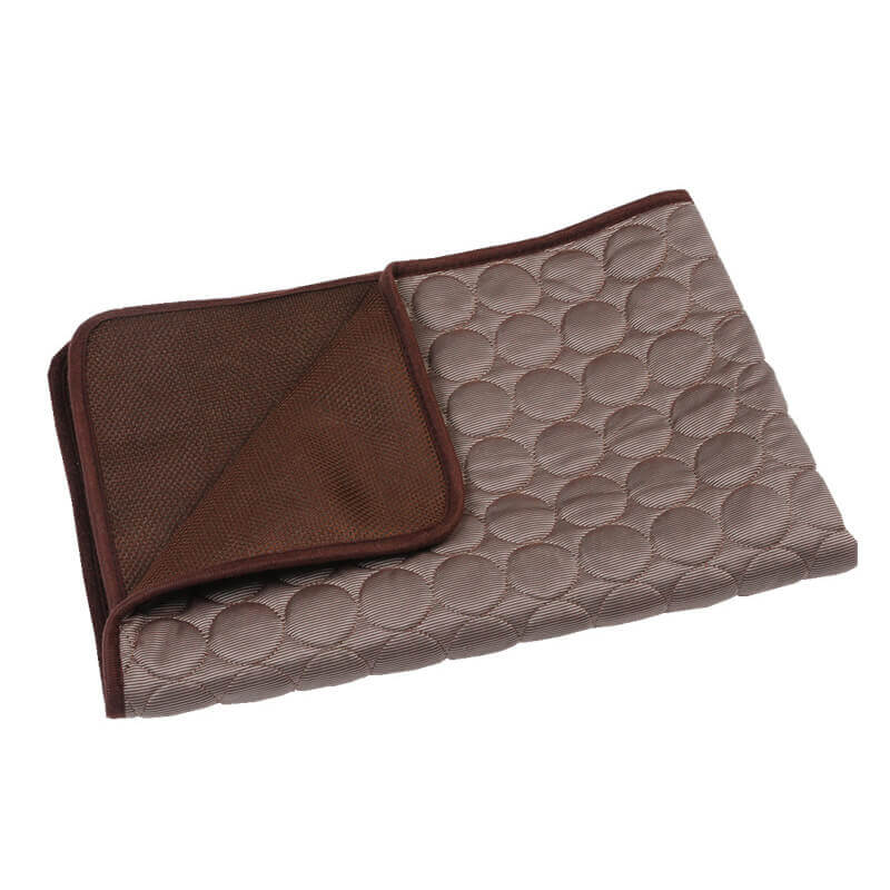 Self-Cooling Mat for Four-Legged Friends Ideal for Hot Summer