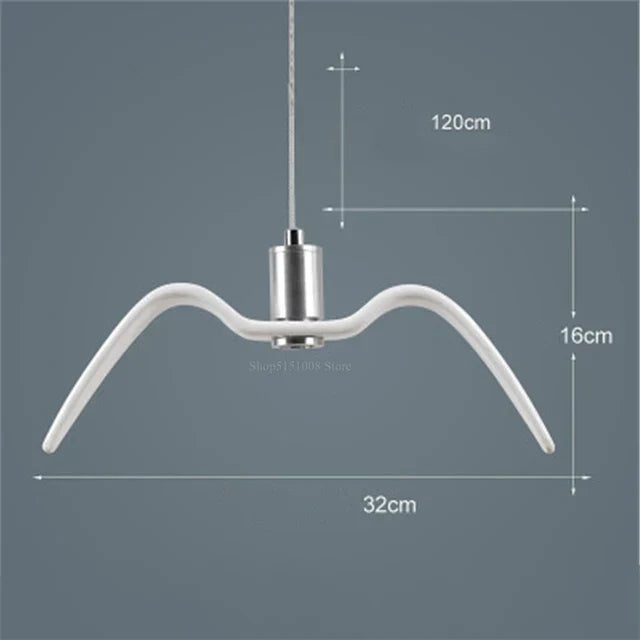 BeakBrilliance - Design Bird Lamp for Unique Interiors