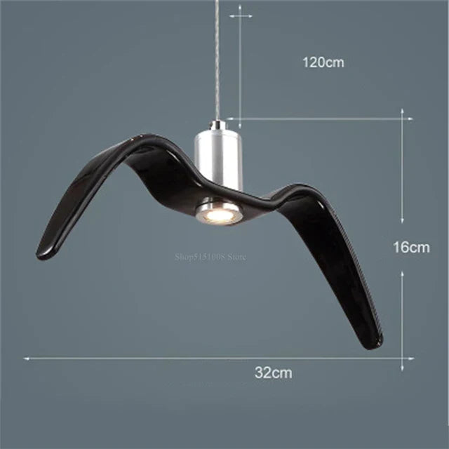 BeakBrilliance - Design Bird Lamp for Unique Interiors