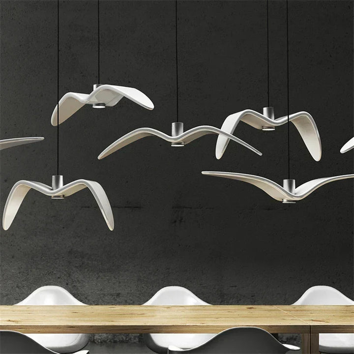 BeakBrilliance - Design Bird Lamp for Unique Interiors
