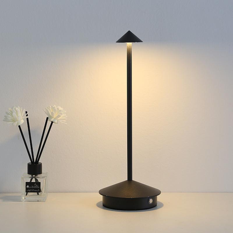 Portable table lamp - Cordless lamp inspired by dimmable Pina Pro