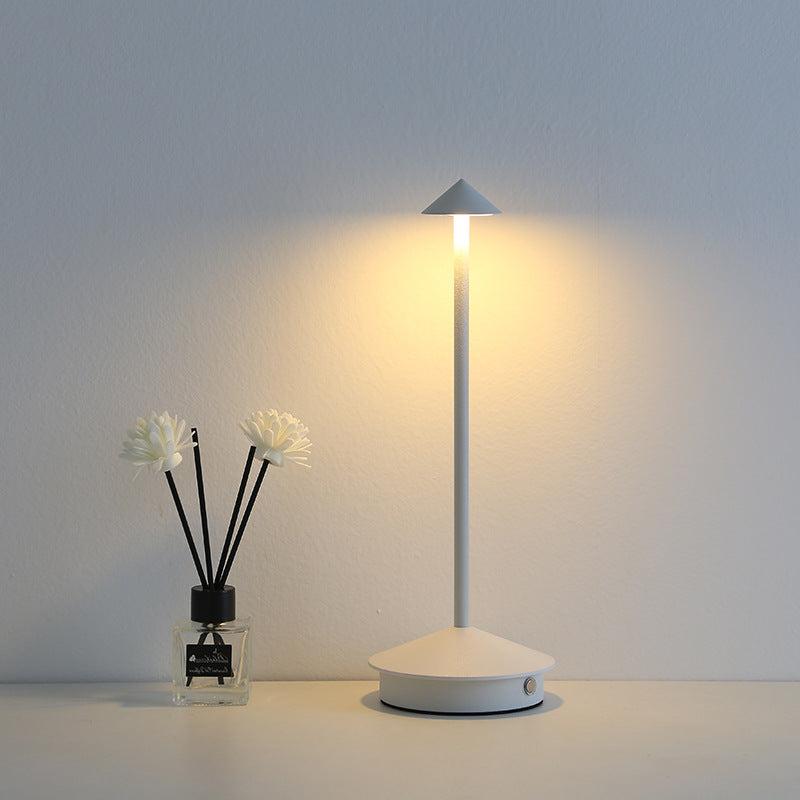 Portable table lamp - Cordless lamp inspired by dimmable Pina Pro