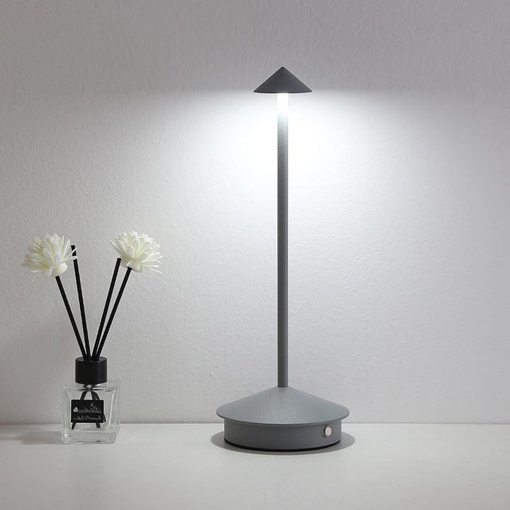 Portable table lamp - Cordless lamp inspired by dimmable Pina Pro