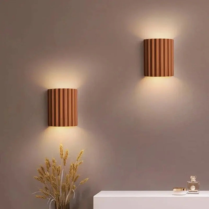 WarmthAura – Wall lamp made of synthetic resin