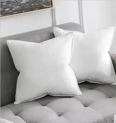 VelvetLuxe – Elegant velvet cushion cover with refined details