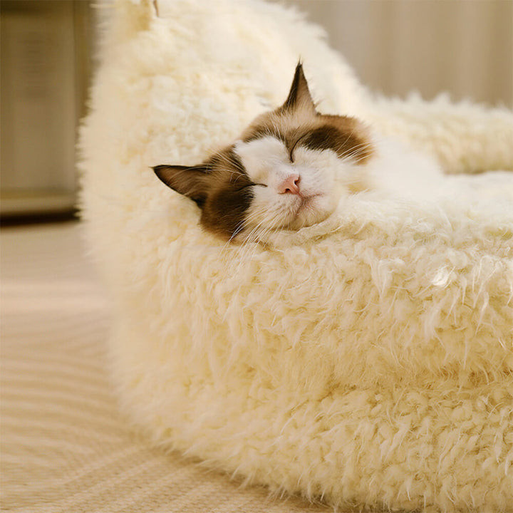 Alpaca-shaped, fluffy, warm, detachable dog and cat bed