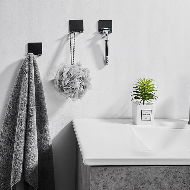 Punch-free Razor Holder Storage Hook (1/2/3 Pieces) - Wall Mounted Men&