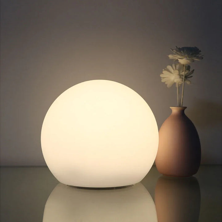 GlowSphere – Table lamp with modern worldly charm