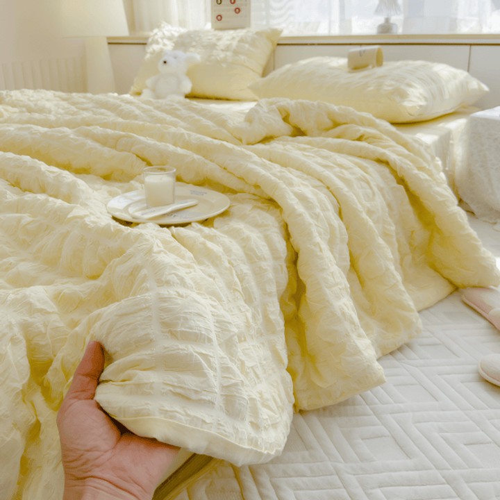 Lightweight Breathable Summer Duvet