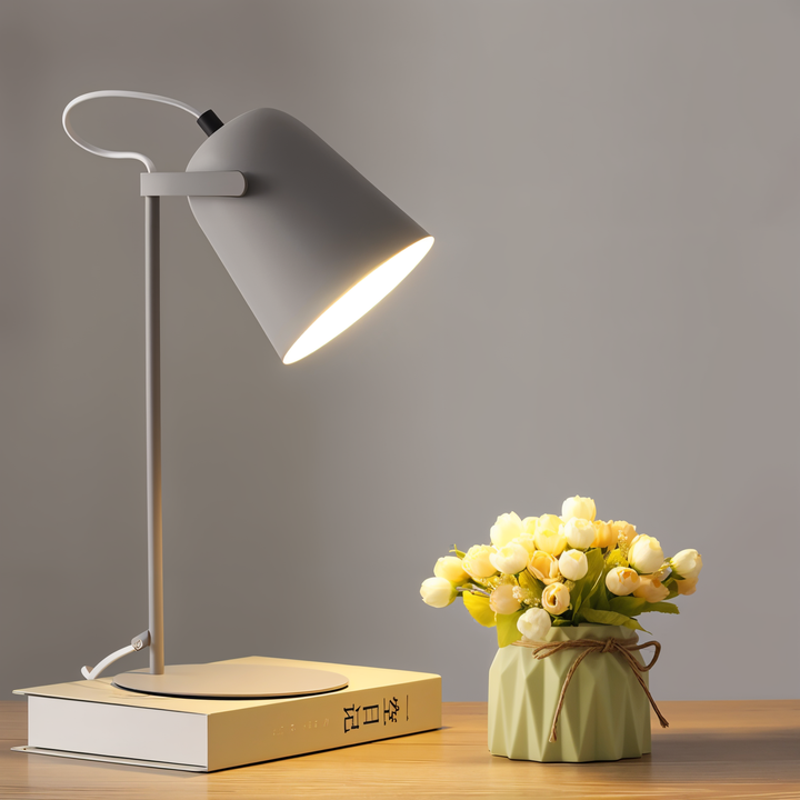 Macaron – Adjustable Nordic Table Lamp for a Stylish Office