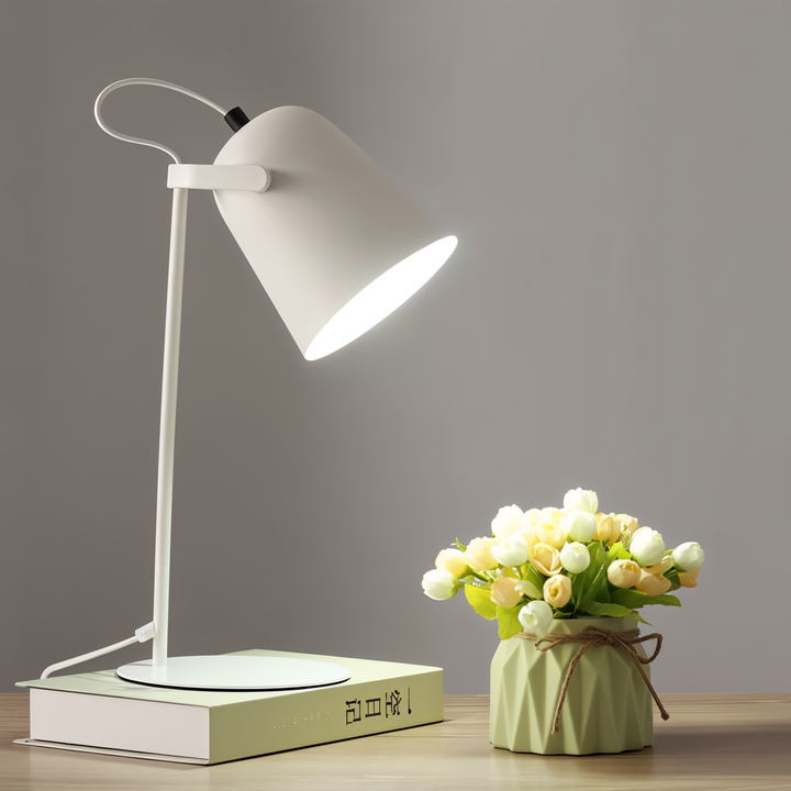 Macaron – Adjustable Nordic Table Lamp for a Stylish Office