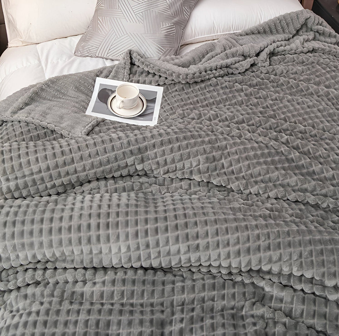EliteWave Plaid - Ultrafluffy structured coral fleece blanket