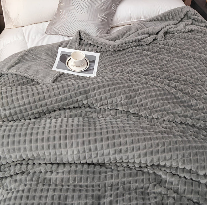 EliteWave Plaid - Ultrafluffy structured coral fleece blanket